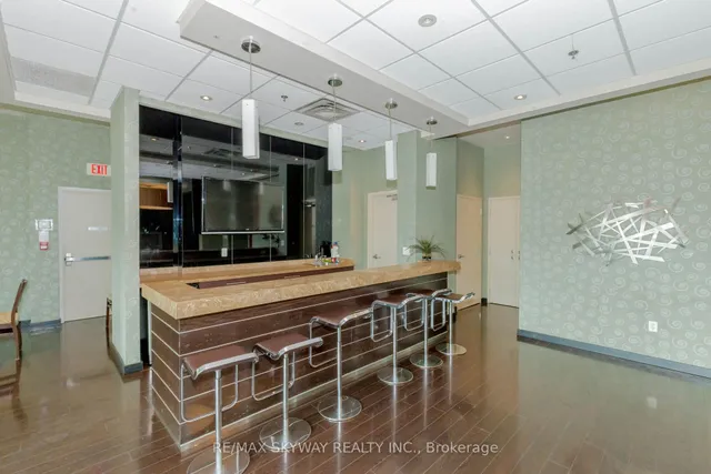 Additional image 7 of 215 Queen St Unit 403