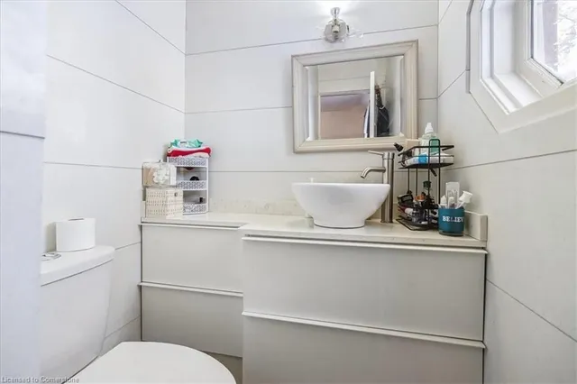 Additional image 12 of 858 Trinity Rd