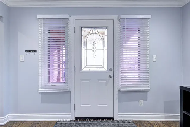 Additional image 9 of 37 Selkirk Ave