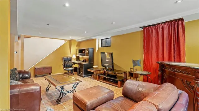 Additional image 21 of 190 Erindale Ave