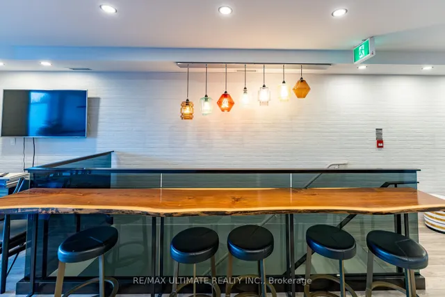 Additional image 16 of 109 Ossington Ave Unit 204