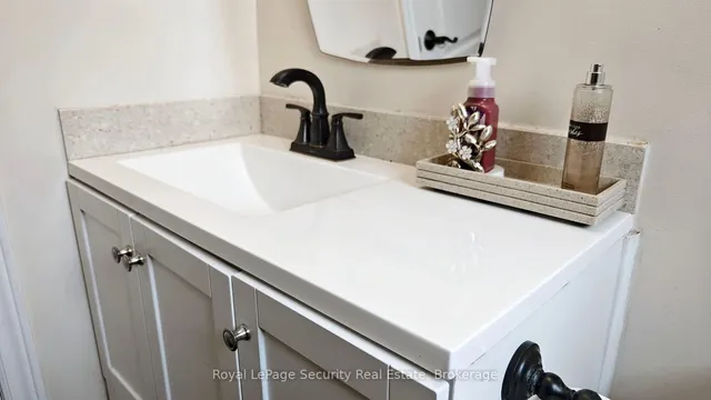 Additional image 21 of 23 Garfield Cres