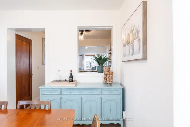 Additional image 16 of 45 Barons Ave