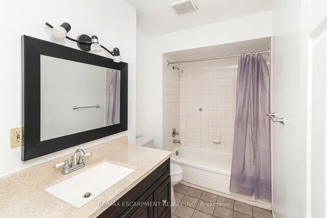 Additional image 39 of 14 Derby St Unit 35