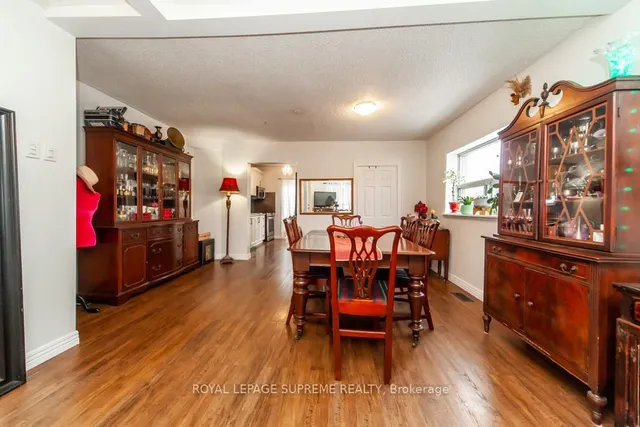 Additional image 8 of 95 Silverthorn Ave