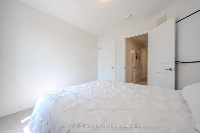 Additional image 40 of 121 Haldimand St