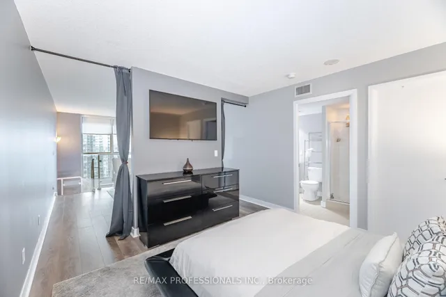 Additional image 18 of 155 Legion Rd Unit 2302