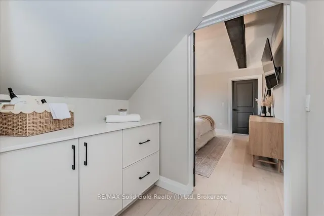 Additional image 30 of 1380 Doon Village Rd