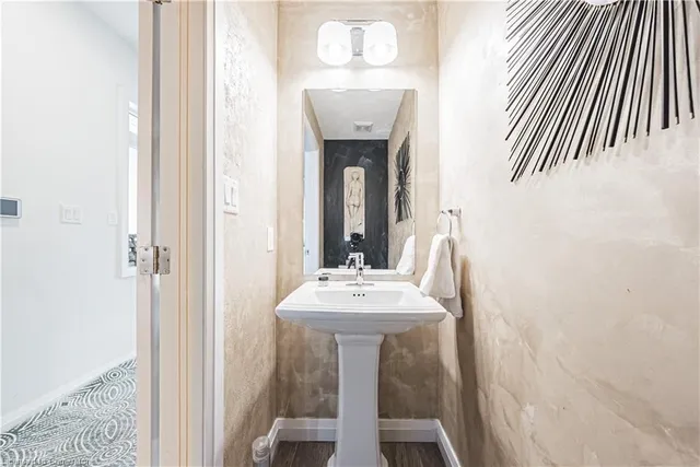 Additional image 5 of 35 Midhurst Hts Unit 26