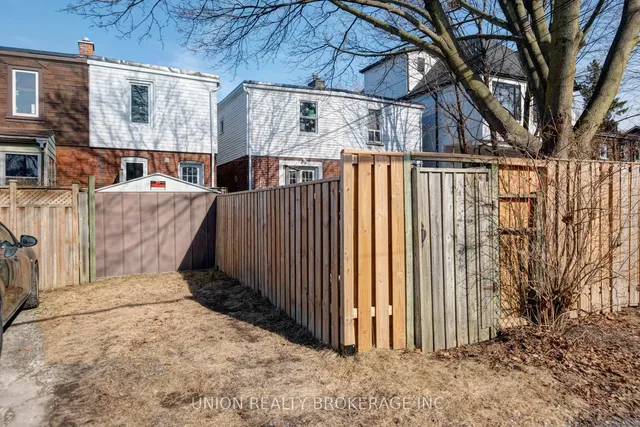 Additional image 27 of 530 Victoria Park Ave