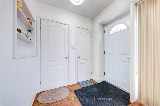 Additional image 5 of 12 Restever Gate