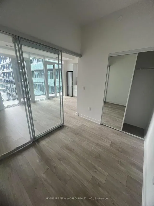 Additional image 15 of 135 Lower Sherbourne St Unit 1732 W