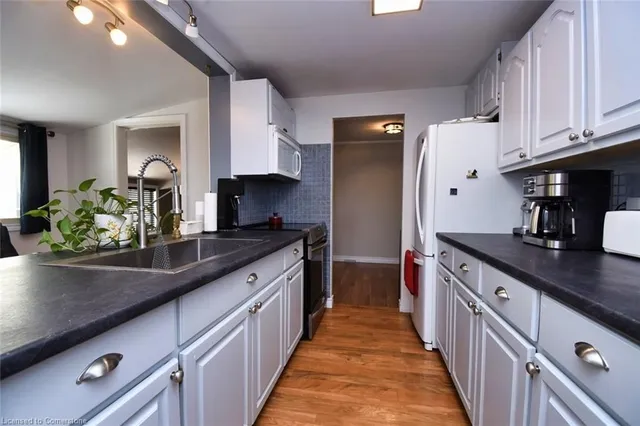 Additional image 10 of 133 Maple Cres