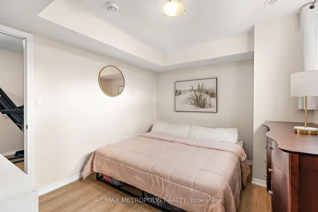 Additional image 23 of 24 Fieldway Rd Unit 8