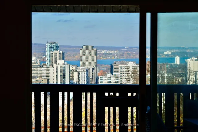 Additional image 36 of 6 ARCADE Cres