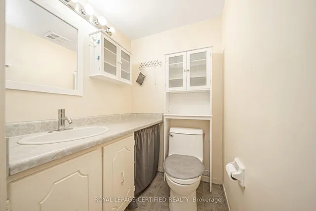 Additional image 8 of 135 Marlee Ave Unit 1703