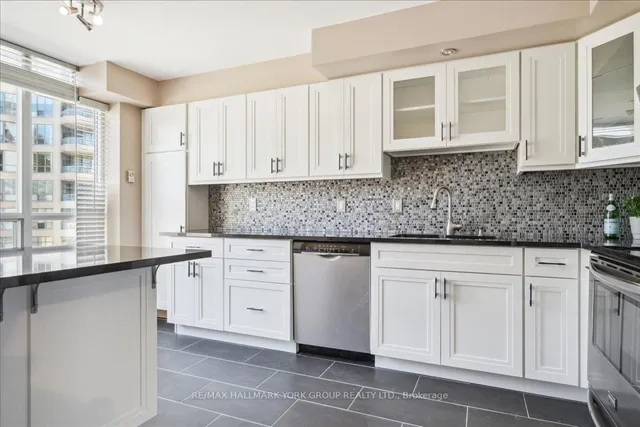 Additional image 11 of 10 Guildwood Pkwy Unit 219B