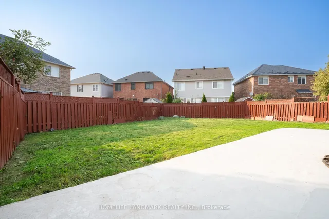 Additional image 35 of 36 Frontenac Cres