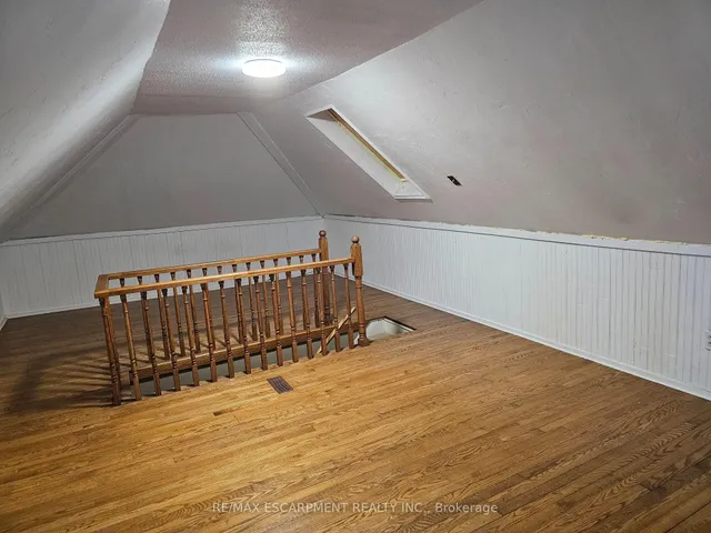 Additional image 12 of 63 New St