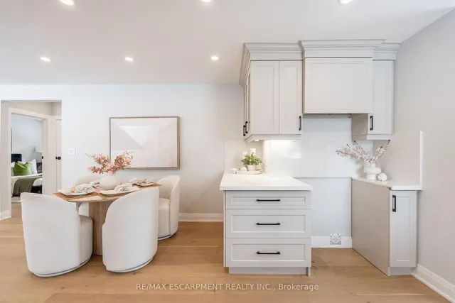 Additional image 18 of 11 James St