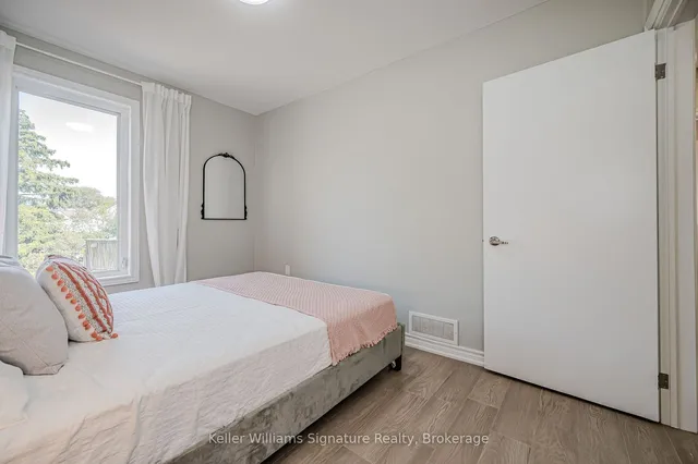 Additional image 16 of 39 Alanson St