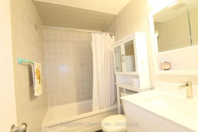 Additional image 15 of 8 Liszt Gate Unit 9