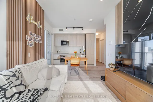 Additional image 19 of 108 Peter St Unit 2613