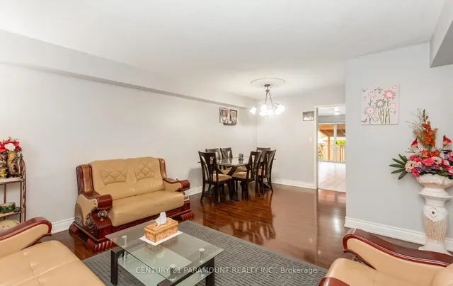 Additional image 10 of 106 Wildberry Cres