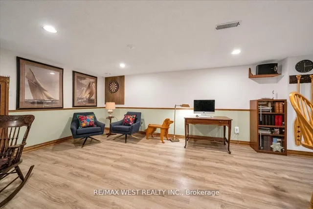 Additional image 24 of 254 Confederation Dr