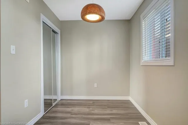 Additional image 13 of 55 Mooregate Cres Unit 11A