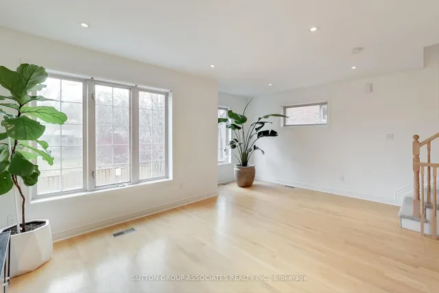 Additional image 22 of 70 Guildwood Pkwy Unit 4