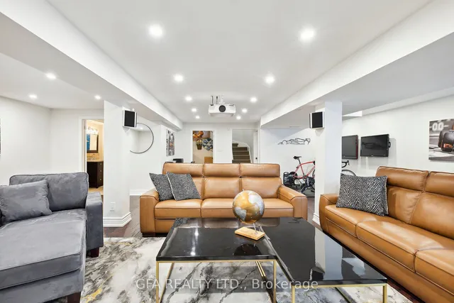 Additional image 25 of 46 Whiterock Ave