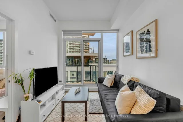 Additional image 12 of 49 East Liberty St Unit 2601