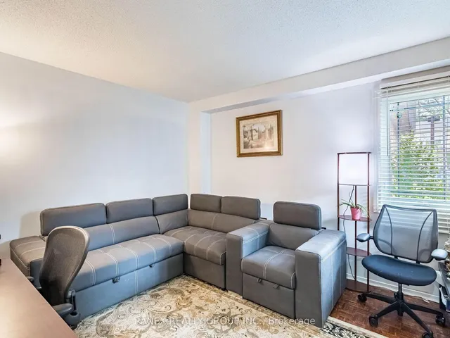 Additional image 10 of 55 Scarfair Ptwy