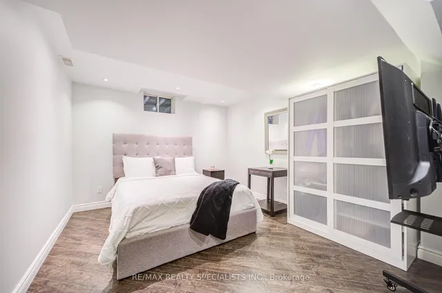 Additional image 35 of 82 Yellow Avens Blvd