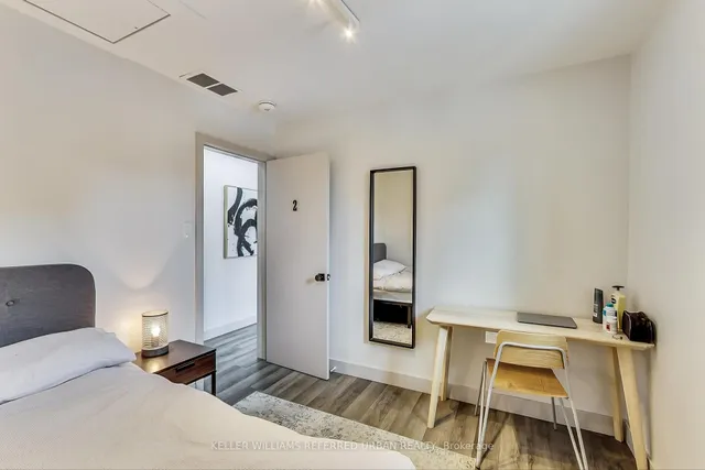 Additional image 32 of 205 Bathurst St