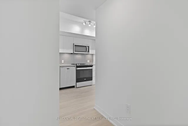 Additional image 5 of 500 Wilson Ave Unit 923