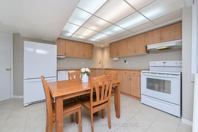 Additional image 34 of 41 Buttercup Lane