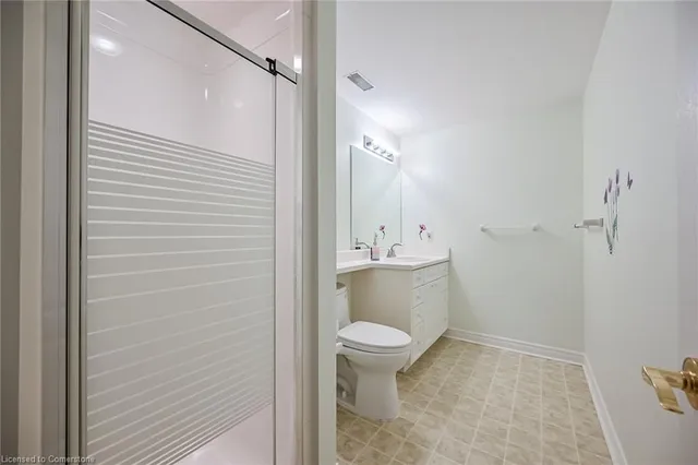 Additional image 41 of 86 Silverbirch Blvd