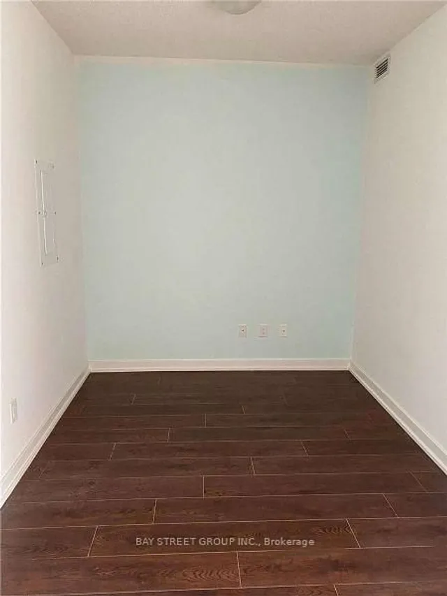 Additional image 11 of 121 Mcmahon Dr Unit 1212