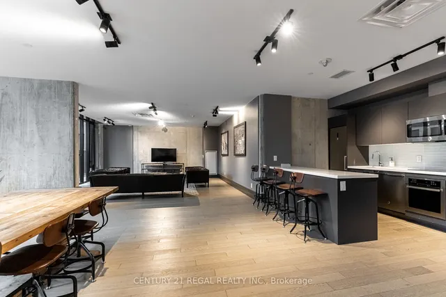 Additional image 24 of 608 Richmond St Unit 804