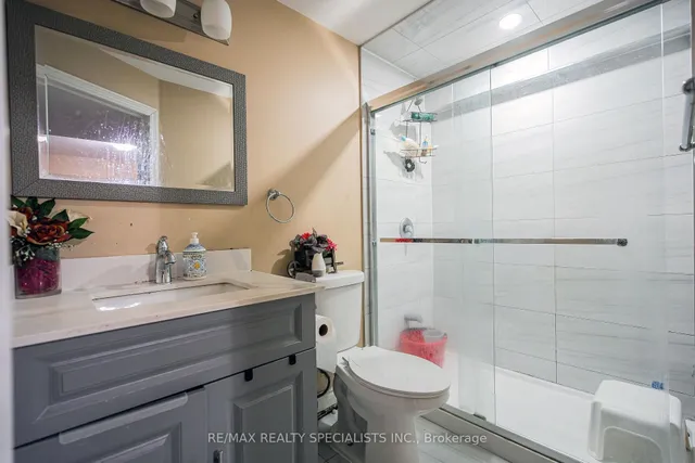 Additional image 18 of 49 Squire Ellis Dr