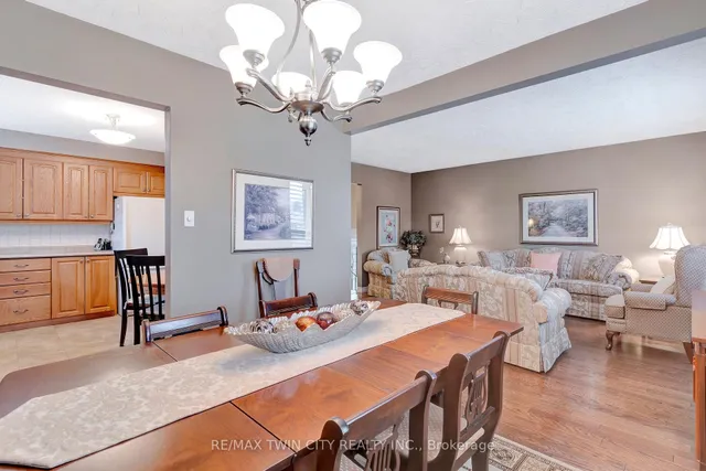 Additional image 13 of 158 Martinglen Cres