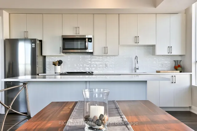 Additional image 5 of 3655 Kingston Rd Unit 910