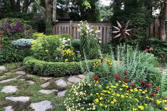 Additional image 39 of 56 Silverthorne Bush Dr