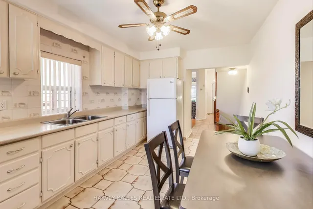 Additional image 12 of 228 Fairview Ave