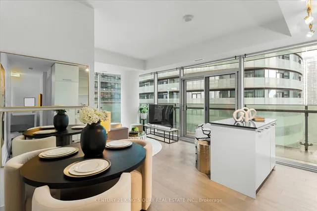 Additional image 10 of 12 York St Unit 2410