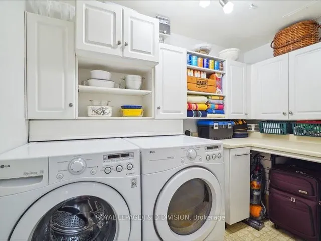 Additional image 19 of 55 Lombard St Unit 204