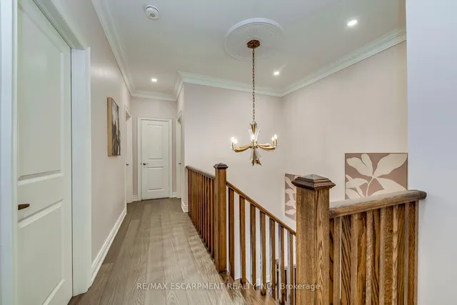 Additional image 18 of 258 Humphrey St