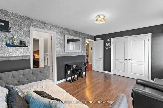 Additional image 33 of 7 Powell Dr